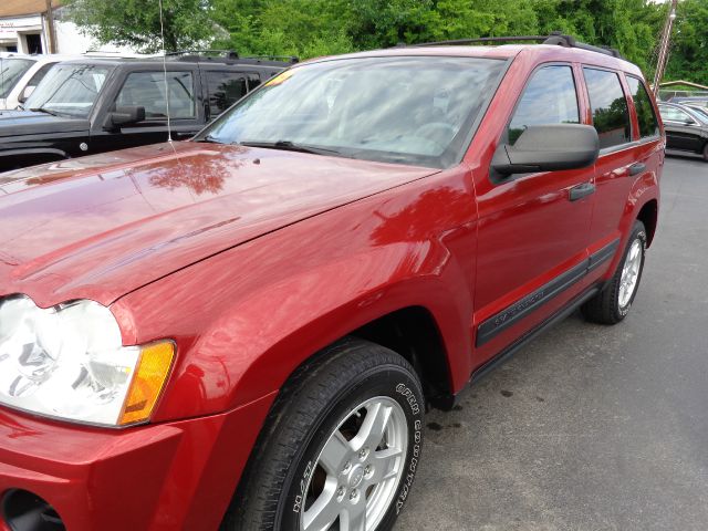 Jeep Grand Cherokee 2005 photo 4