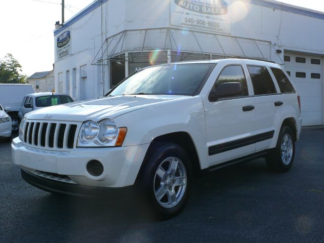 Jeep Grand Cherokee 2005 photo 4