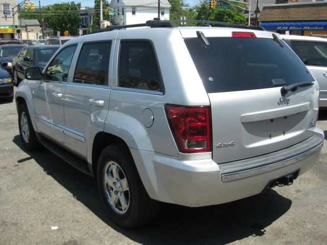 Jeep Grand Cherokee 2005 photo 15