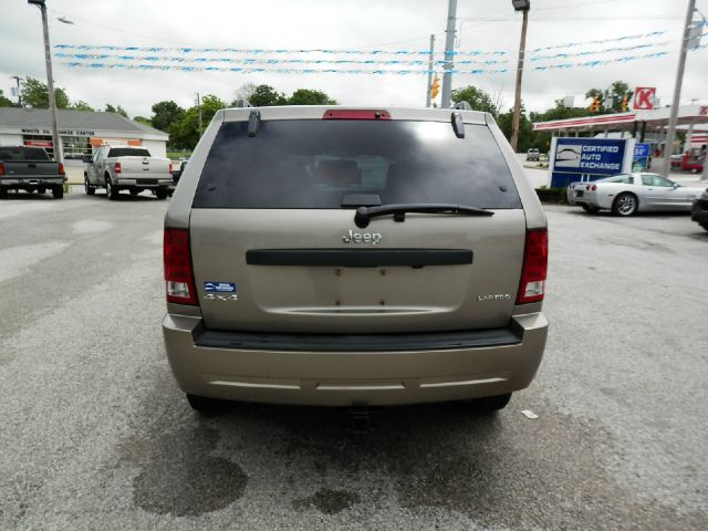 Jeep Grand Cherokee 2005 photo 12