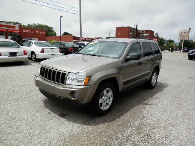 Jeep Grand Cherokee 2005 photo 7