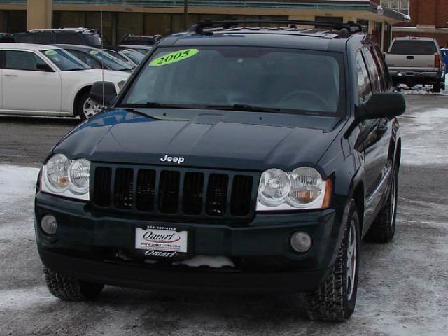 Jeep Grand Cherokee 2005 photo 2