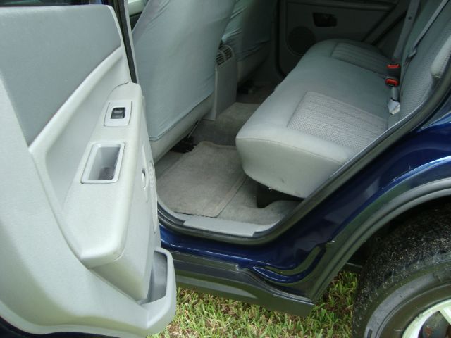 Jeep Grand Cherokee 2005 photo 4