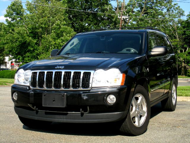 Jeep Grand Cherokee 2005 photo 4