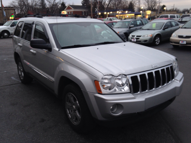 Jeep Grand Cherokee 2005 photo 3