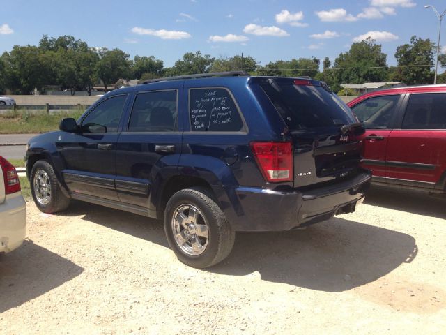 Jeep Grand Cherokee 2005 photo 3