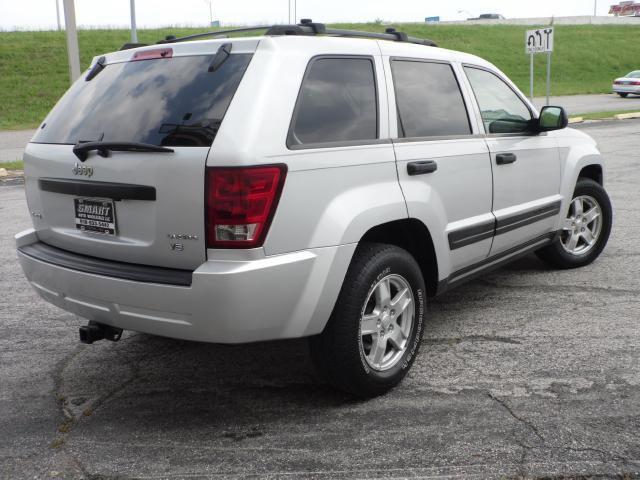 Jeep Grand Cherokee 2005 photo 26