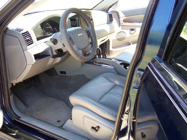 Jeep Grand Cherokee 2005 photo 5