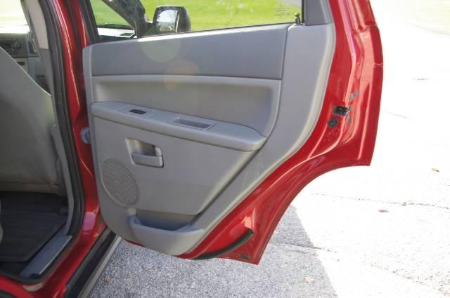 Jeep Grand Cherokee 2005 photo 4