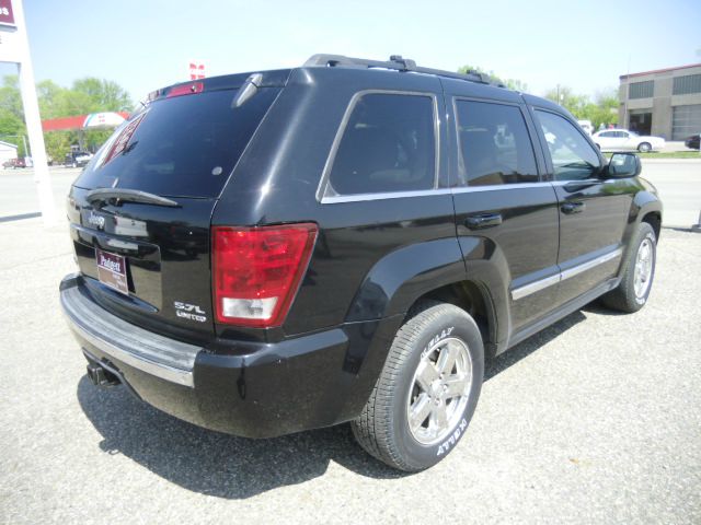 Jeep Grand Cherokee 2005 photo 20