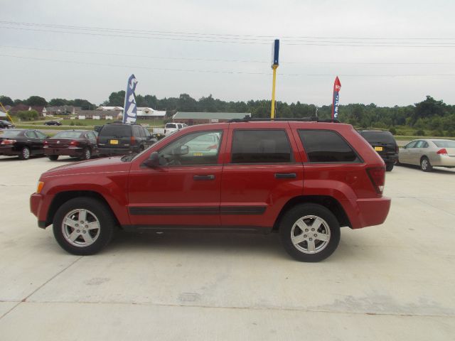 Jeep Grand Cherokee 2005 photo 4