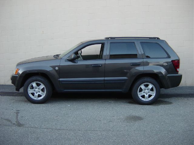 Jeep Grand Cherokee 2005 photo 1