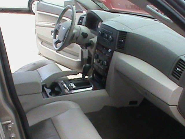 Jeep Grand Cherokee 2005 photo 5