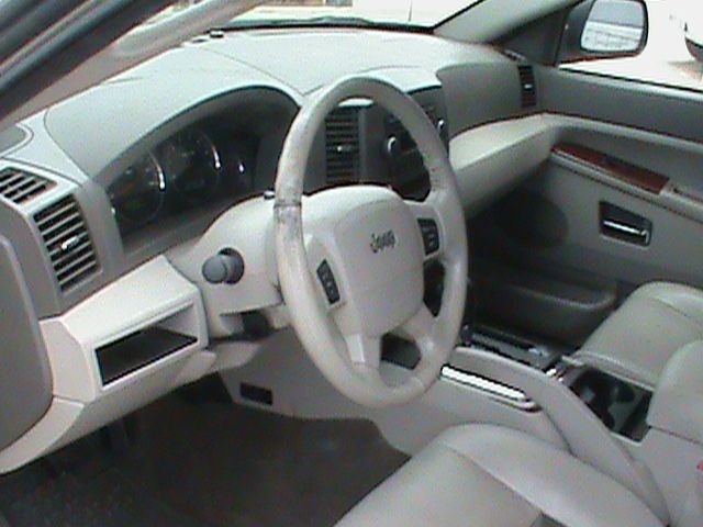 Jeep Grand Cherokee 2005 photo 6