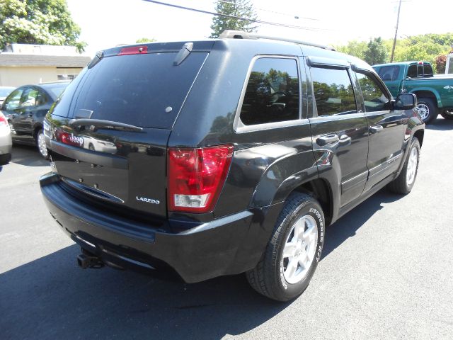 Jeep Grand Cherokee 2005 photo 4