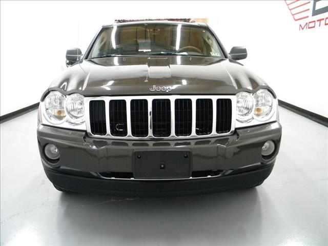 Jeep Grand Cherokee 2005 photo 2