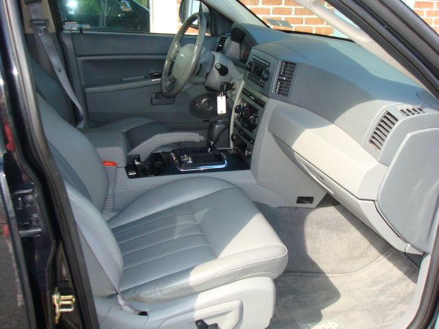 Jeep Grand Cherokee 2005 photo 0