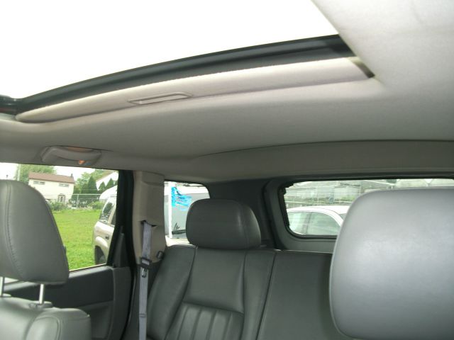 Jeep Grand Cherokee Base W/nav.sys SUV