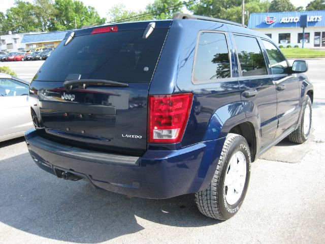 Jeep Grand Cherokee 2005 photo 2