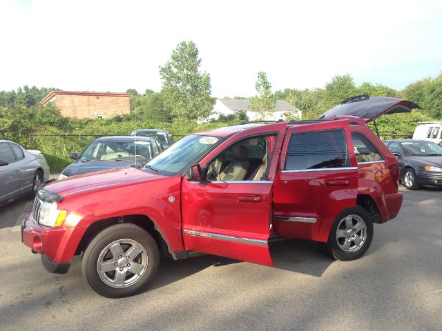 Jeep Grand Cherokee 2005 photo 3