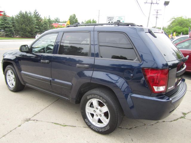 Jeep Grand Cherokee Base W/nav.sys SUV