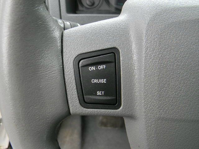 Jeep Grand Cherokee 2005 photo 19