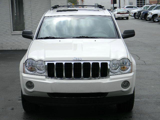 Jeep Grand Cherokee 2005 photo 26