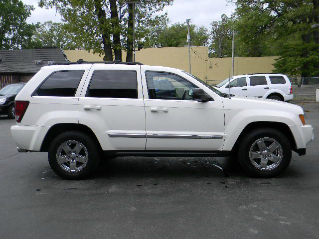 Jeep Grand Cherokee 2005 photo 28