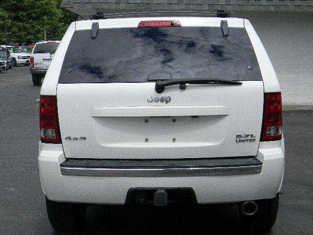 Jeep Grand Cherokee 2005 photo 30