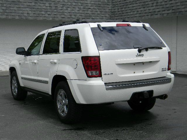 Jeep Grand Cherokee 2005 photo 31