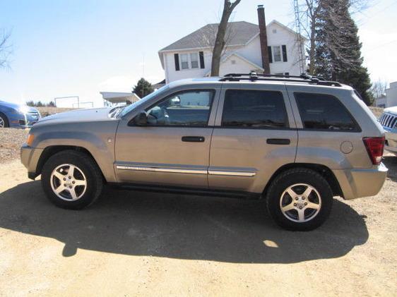 Jeep Grand Cherokee 2005 photo 12