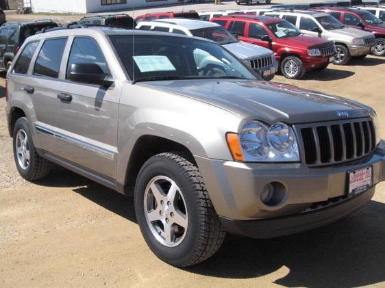 Jeep Grand Cherokee 2005 photo 15