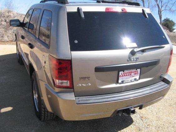 Jeep Grand Cherokee 2005 photo 3