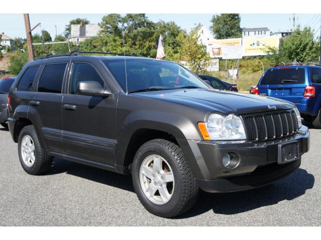 Jeep Grand Cherokee 2005 photo 4