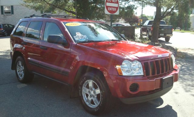 Jeep Grand Cherokee 2005 photo 3