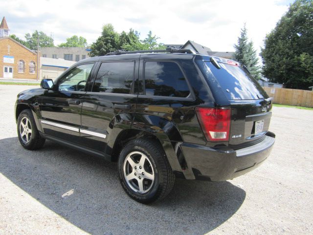 Jeep Grand Cherokee 2005 photo 2