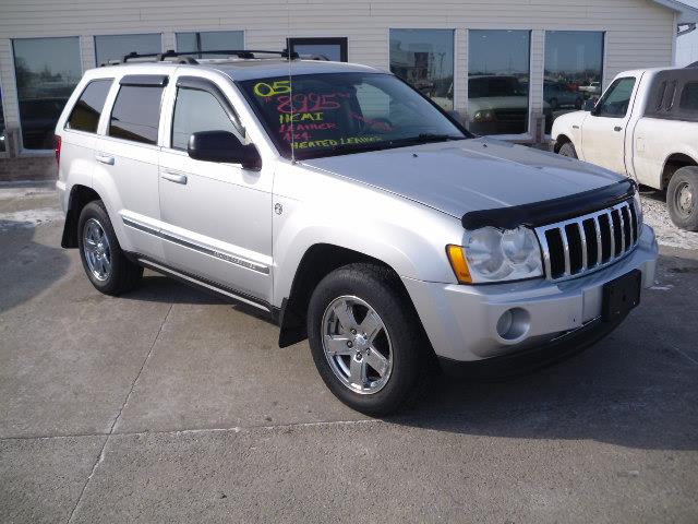 Jeep Grand Cherokee 2005 photo 2