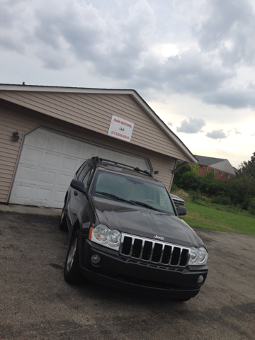 Jeep Grand Cherokee 2005 photo 2