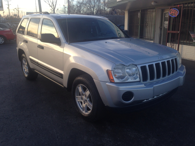 Jeep Grand Cherokee 2005 photo 4