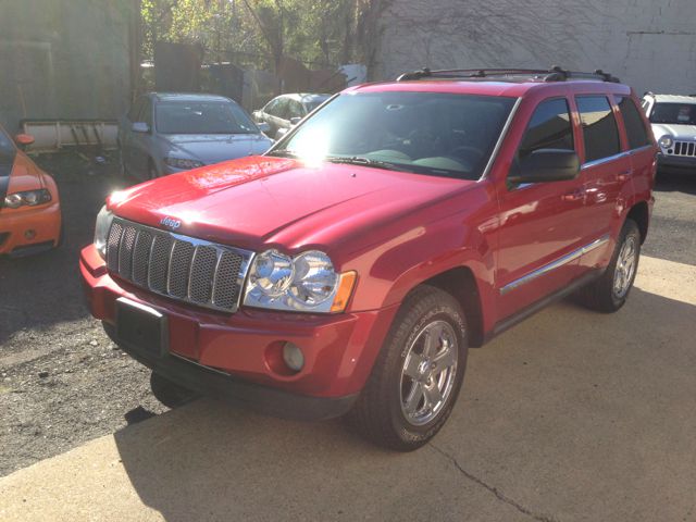 Jeep Grand Cherokee 2005 photo 2