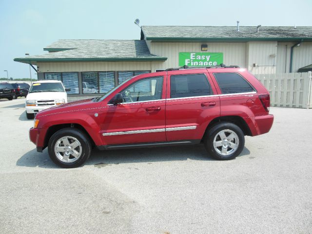 Jeep Grand Cherokee Super SUV