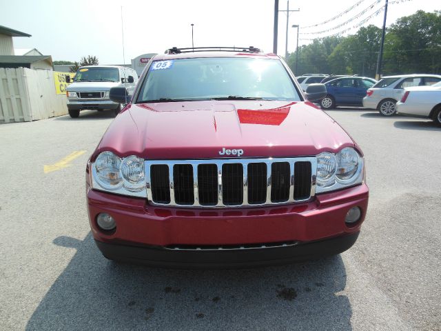 Jeep Grand Cherokee 2005 photo 2