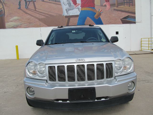 Jeep Grand Cherokee 2005 photo 4