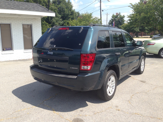 Jeep Grand Cherokee 2005 photo 3