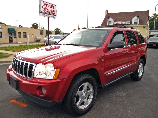 Jeep Grand Cherokee 2005 photo 2