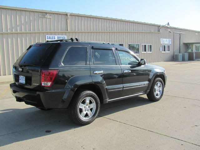 Jeep Grand Cherokee 2005 photo 3