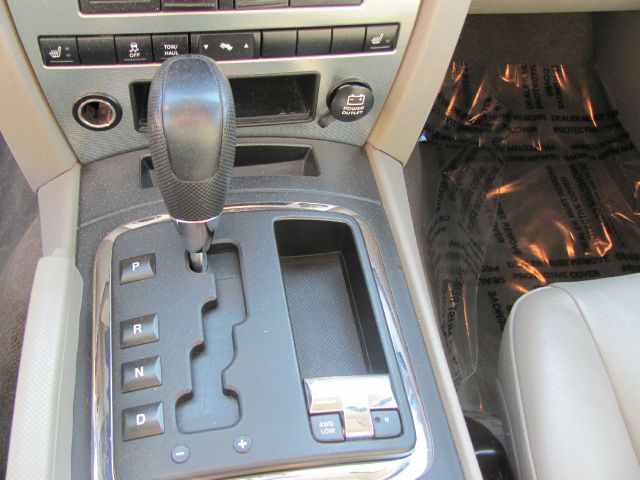 Jeep Grand Cherokee 2005 photo 9