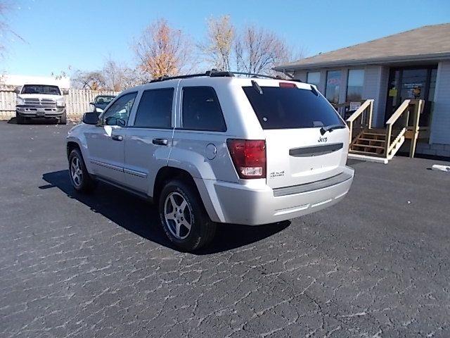 Jeep Grand Cherokee 2005 photo 3