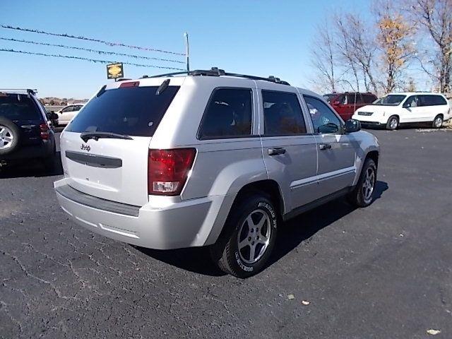 Jeep Grand Cherokee 2005 photo 4