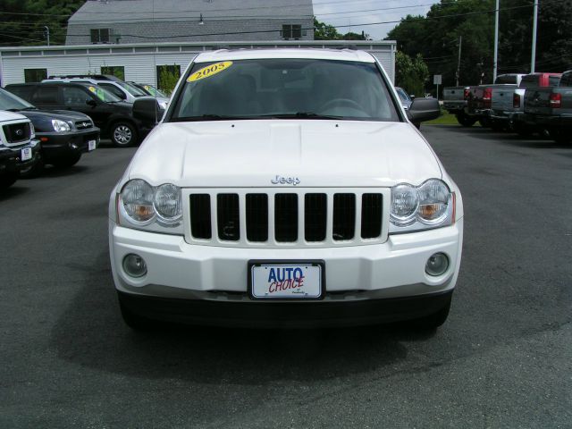 Jeep Grand Cherokee 2005 photo 4